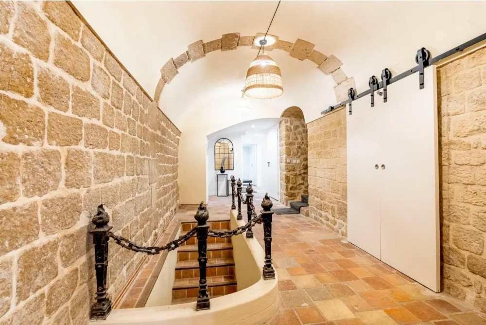 Keyz - Spacious 2bd In The Heart Of Le Marais Parigi
